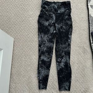 Lululemon crop leggings